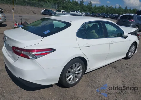 2018 Toyota Camry Le from USA, damaged, VIN 4T1B11HK6JU531050